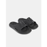Under Armour M Locker fekete papucs
